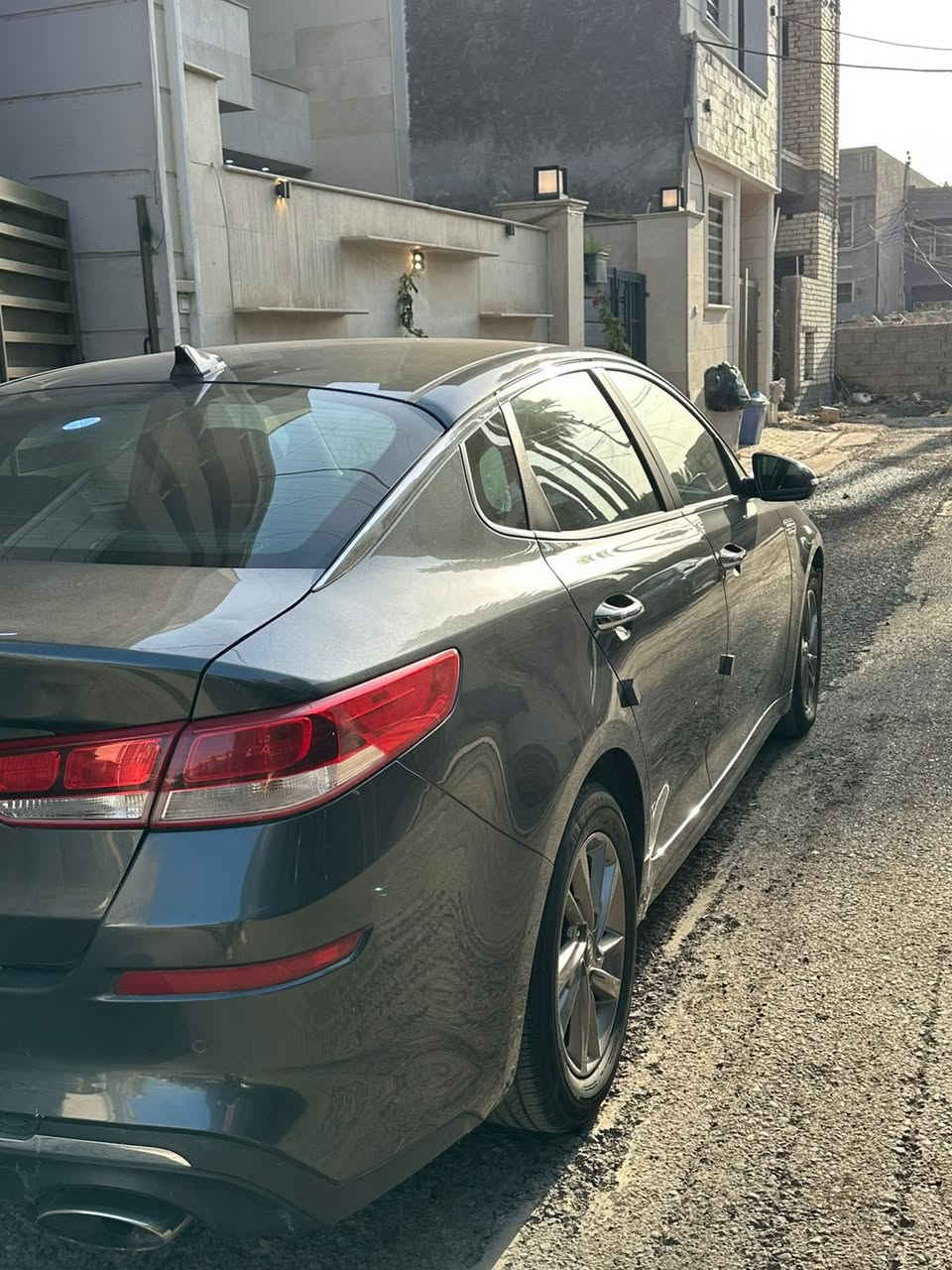 السلام عليكم
اوبتما 2020  للبيع 
مواصفات fe حادثها بنيد فقط بدون ايرباك بدون شواصي محرك 2400 gdi السيارة حلوة ونضيفة 
ماشية 79 ميل رقم اربيل بسمي تحويل او وكالة 
السيارة ادامة جديدة بولش جديد 
السعر 137 وبيها مجال 

 مكاني الدورة والكرادة  ***********
