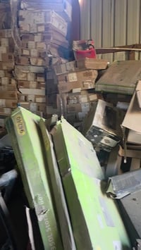 للحجز 07737896580 مخزن شلع عنوان بغداد