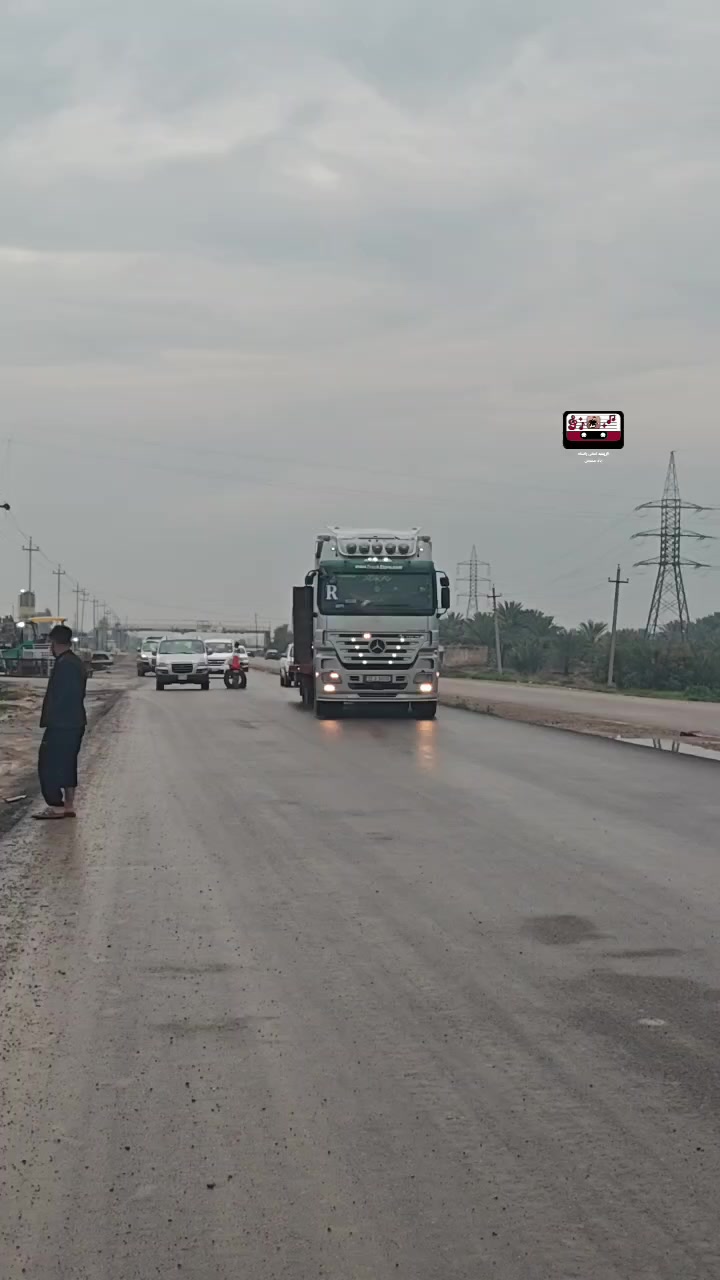 اخوان الاعزاء يوجد لودر لنقل كافه الاليات ***********اتصل وبيك خير وتدلل
