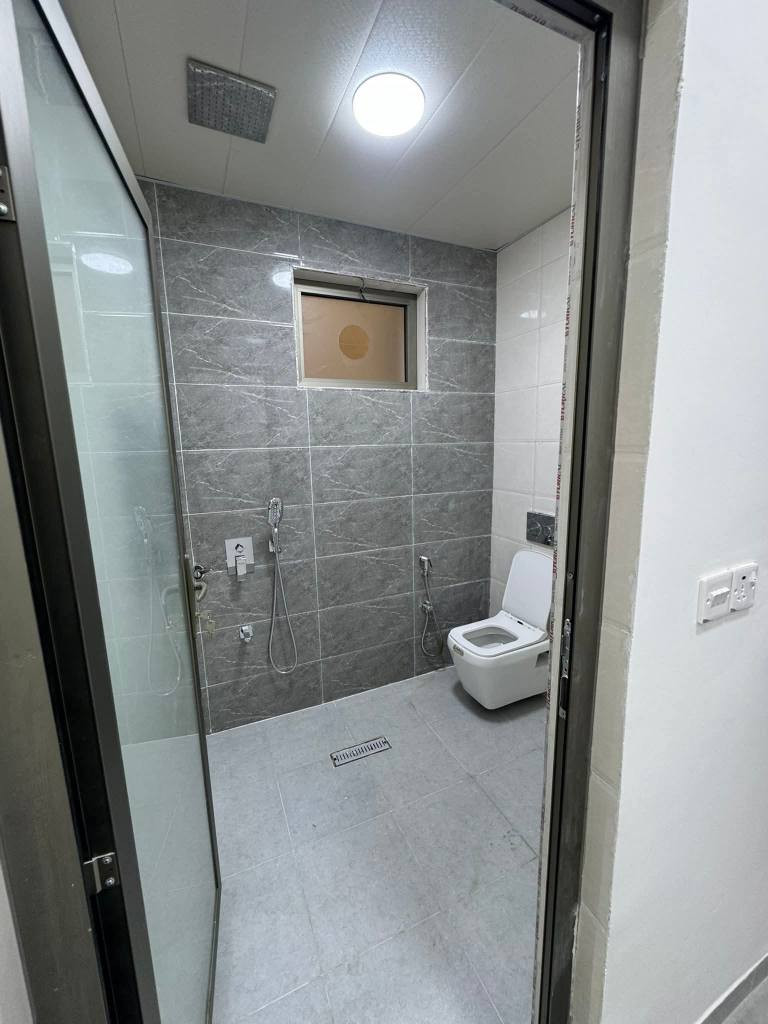 سلام عليكم 
تونات 75 متر للبيع العدد 3 
حي الجهاد ديوان المخابرات خلف شارع ٦٠

 كل دار يحتوي على صالة ، منور ، مطبخ وخدمات عدد2 غرف نوم عدد3

  توجد عروض اخرى بأسعار ومناطق مختلفة 

#للاستفسار : مكتب سومر للعقار 🏛️ حي الجهاد الضباط .
             📞*********** ابونمر بغداد, العراق
