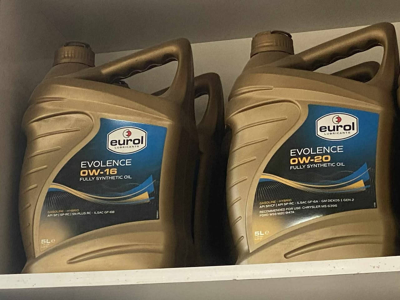 أصحاب سيارات الهايبرد والسيارات الحديثه متوفر عدنا
زيوت خاصه بسياراتكم بأنسب الأسعار
للتواصل ***********
العنوان بوب الشام شارع السوك
