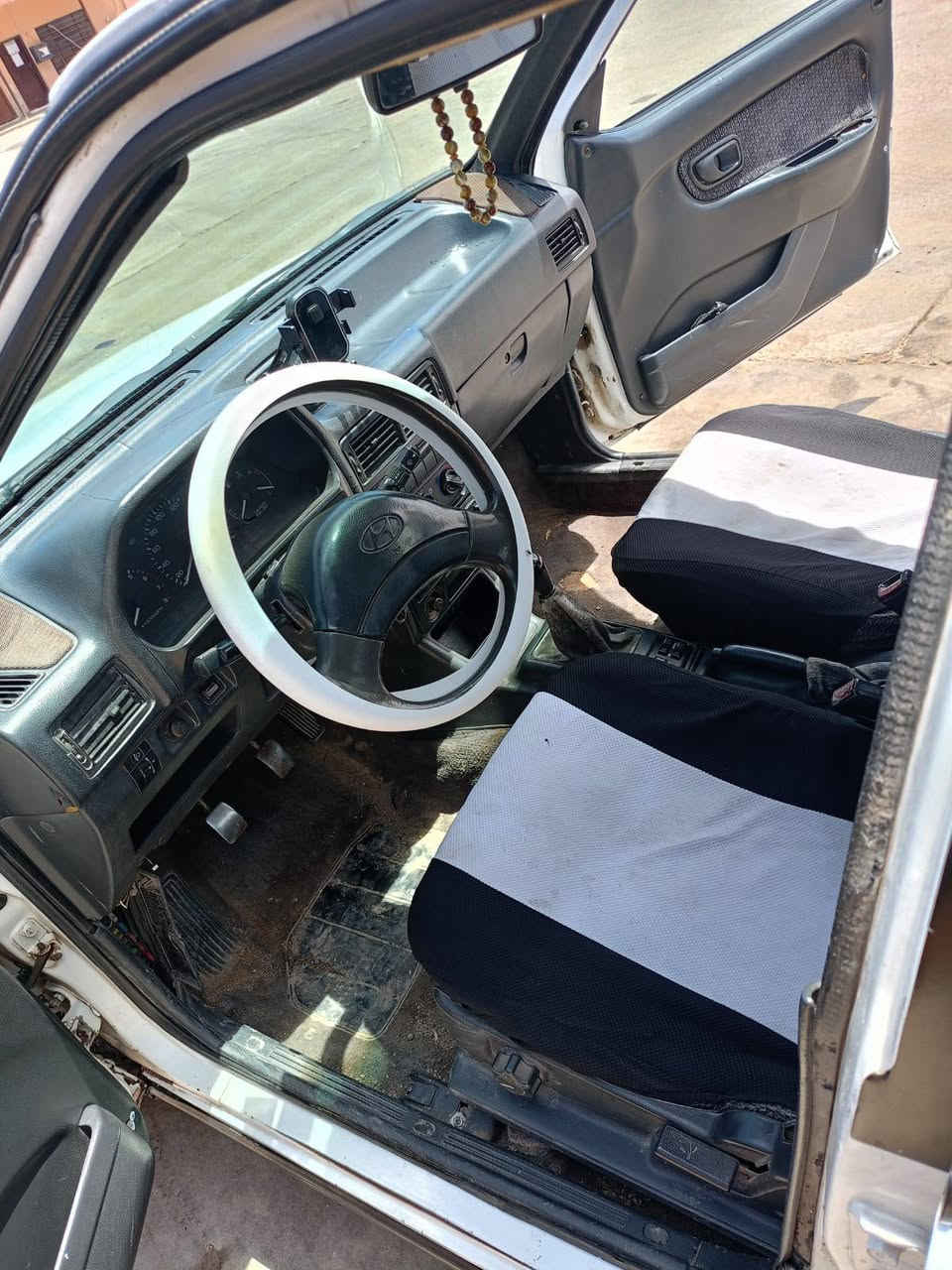 سلام عليكم هونداي بوني رقم مسطره هزه جديده نينوى خصوصي بيها كابون بانزين موديل1994 شرط التحويل السعر تواصل على هاذه الأرقام***********/***********
