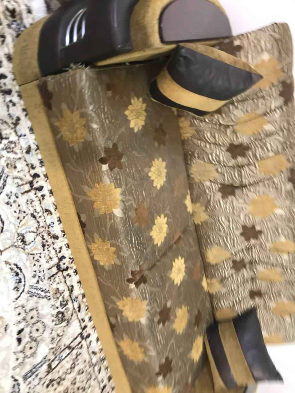 سلام عليكم قنفات للبيع مستعمل اريد 400 الف وبي مجال للمراسلة على هذه الرقم *********** واتساب Singapore
