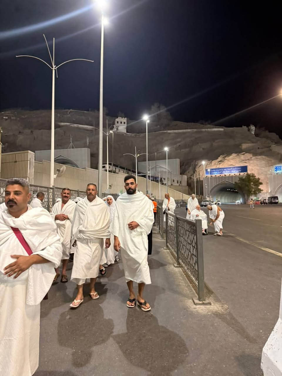 🕋 عــمــرة مــحــرم الــحـرام 🕌
✨ عمرة في أفضل الشهور

تعلن شركة الوركاء للحج والعمرة
(وكيلها الرسمي محمد حجي ياسين)
عن بداية موسم جديد

🔻تبدا الاسعار🔻 

🔰برنامج (البري)🚍
🔰 ⬅️ بسعر  ٧٥٠ الف دينار عراقي..
🛑 مدة الرحلة ١٠ ايام 🛑
شامل جميع الخدمات 
وجبتان طعام بوفي مفتوح 🍱 

‏—————◉♦️🔅🔸💠🔸🔅♦️◉————
أماكن السكن: 🏨

 • المدينة المنورة: المنطقة المركزية
 • مكة المكرمة: محبس الجن 
 • ( فندق مكة كونكورد ) 

✅أضافة الى زيارات ( المدينة المنورة ) 
🔸جبل احد 
🔸مسجد قباء 
🔸مزارع التمور
‏—————◉♦️🔅🔸💠🔸🔅♦️◉—————
✅أضافة الى زيارات ( مكة 🕋 ) 
🔸غار حراء 
🔸جبل النور 
🔸جبل عرفه 
🔸منى والمزدلفه
‏—————❂♦️🔅🔸Ⓜ️🔸🔅♦️❂—————
☑️ يسعدنا تواصلكم معنا ويمكنكم الحجز عن طريق
 🤳 الأتصال بالارقام المرفقة في نهاية المنشور 
ــــــــــــــــــــــــــــــــــــــــــــــ
👨‍💻قسم الحج والعمرة 
👨‍💻قسم كروبات السياحية⛰🏖🎢
ديالى _قضاء الخالص
***********_***********
محمد حجي ياسين 
(واتساب أو ماسنجر)
