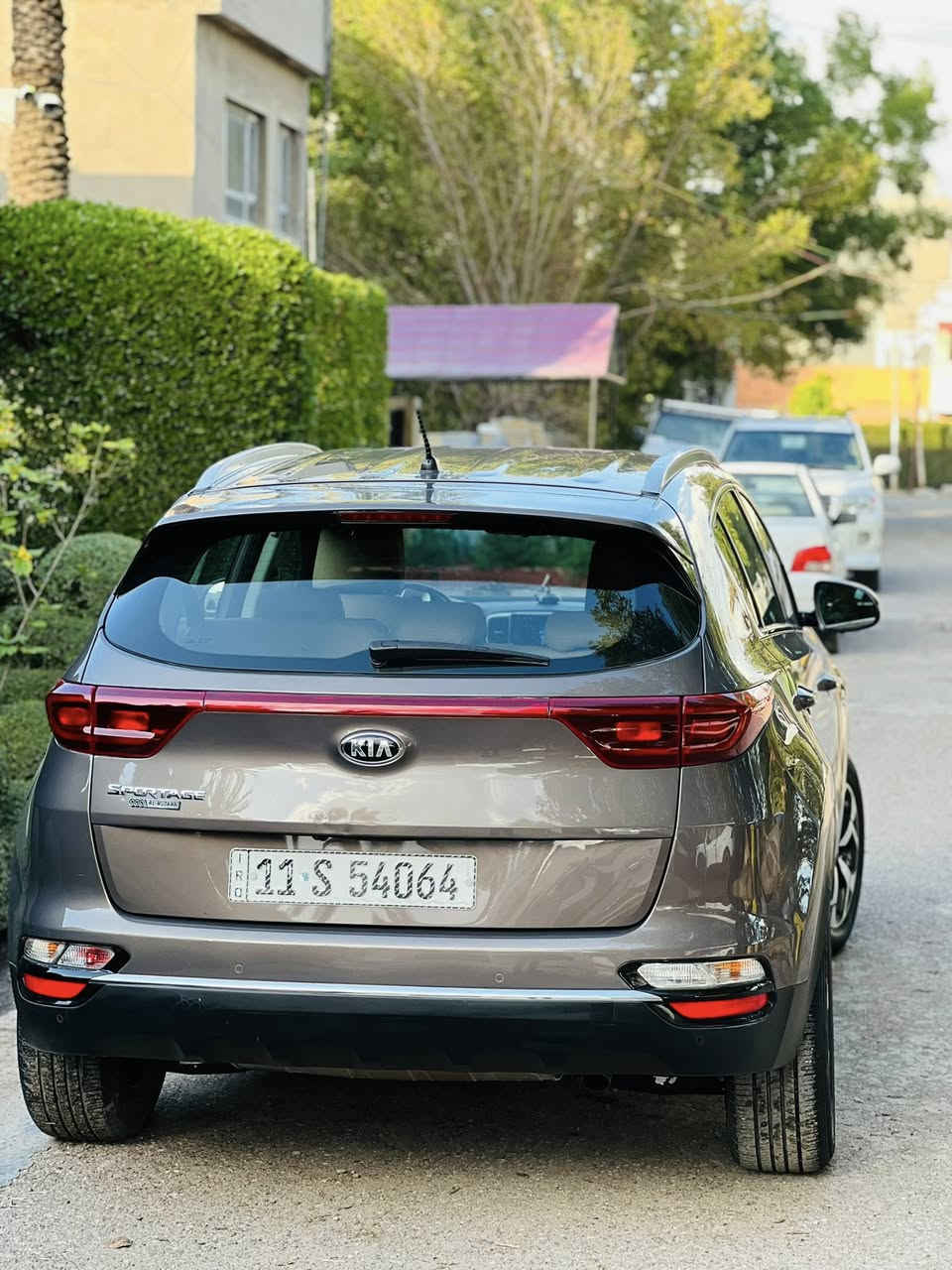 السلام عليكم سبورتج خليجي 2021 كفالة السعر 188 وبيه مجال رقم بغداد تحويل مباشر لون بني مكينه 2000 دوش تبريد ثلج صدر امامي خلفي جديد الداخل لونين تبريد قطعتين تخم تاير جديد سياره جاهزة الكير والمكينة على وضع شركة كفالة مكاني بغداد *********** غير متواجد على النت
