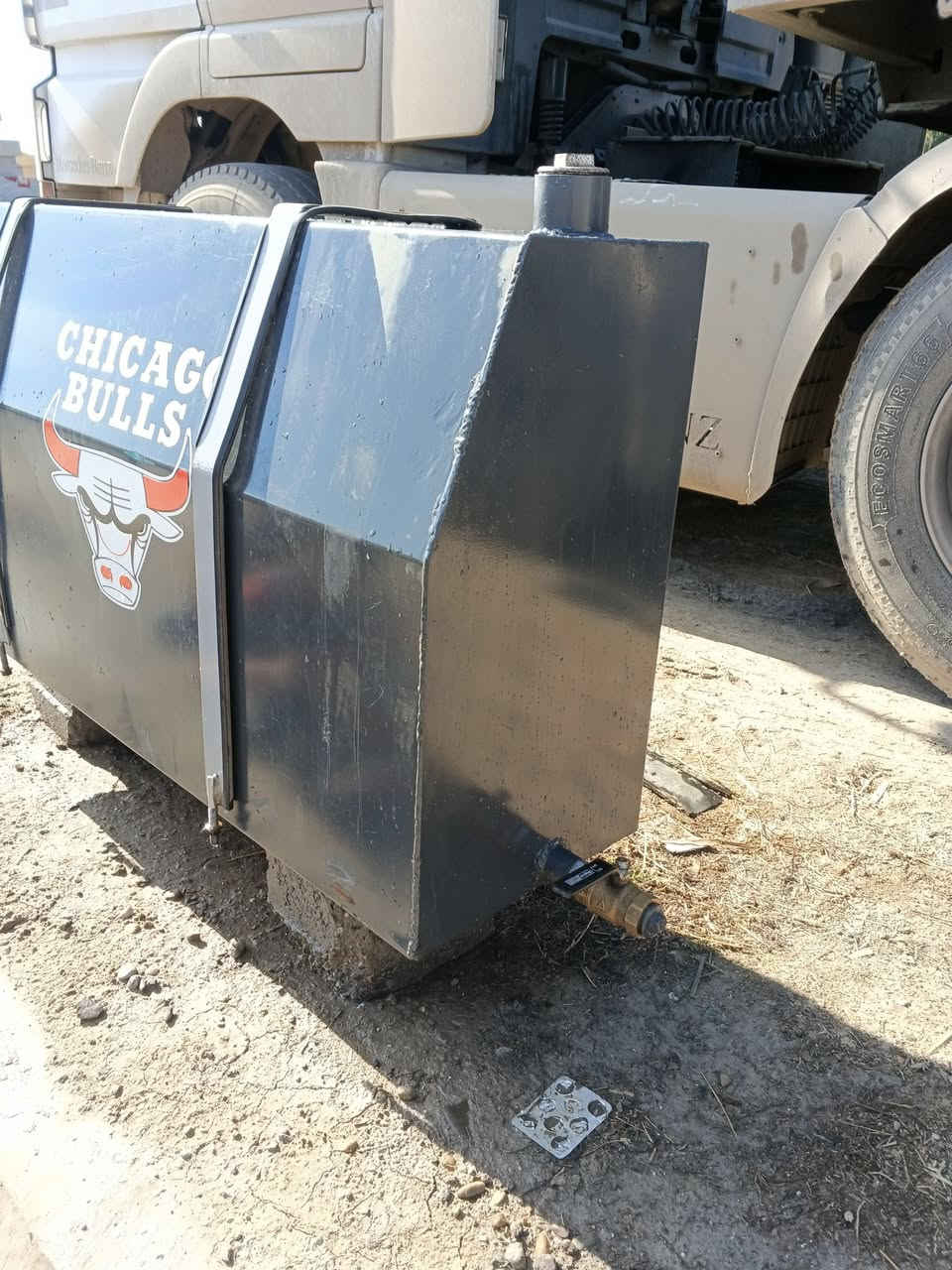 السلام عليكم تانكي للبيع حداده جديده 235 لتر التانكي حديد ؟ما محطوط بي قطبه مال غاز.؟. السعر كلش مناسب هذا الواتساب‏‪***********‬‏ ؟؟....؟...‏‪***********‬‏ابو فاروق
