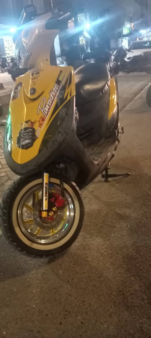 سلام عليكم دراجه ماكس عدله مكينه خير من الله سلف بلادي هندر شلعه معدل كهربائيات كله كامله ما نقصه شي مكان بغداد كم ساره رقم الهاتف ***********
