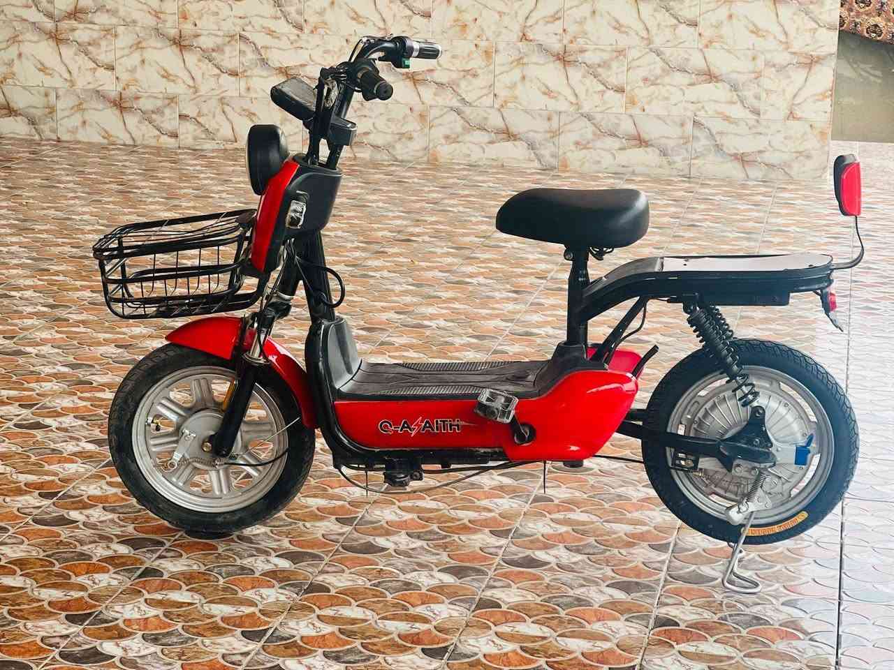 سلام عليكم دراجة شحن للبيع
حجم 16
بطاريات اربعة مبدلات جدد
سرعة 60
دبل اشارة شغالات
لايت شغال
بريك امامي خلفي شغالات
بصمة وسويج وكارت يشتغل
سعر 230وبي مجال حك الجية
المكان ديالى ناحية الوجيهية قرية العزية


**إذا كنت صاحب هذا الإعلان وتريد حذفه لأي سبب، رجاءا أرسل رسالة إلى الدعم الفني**