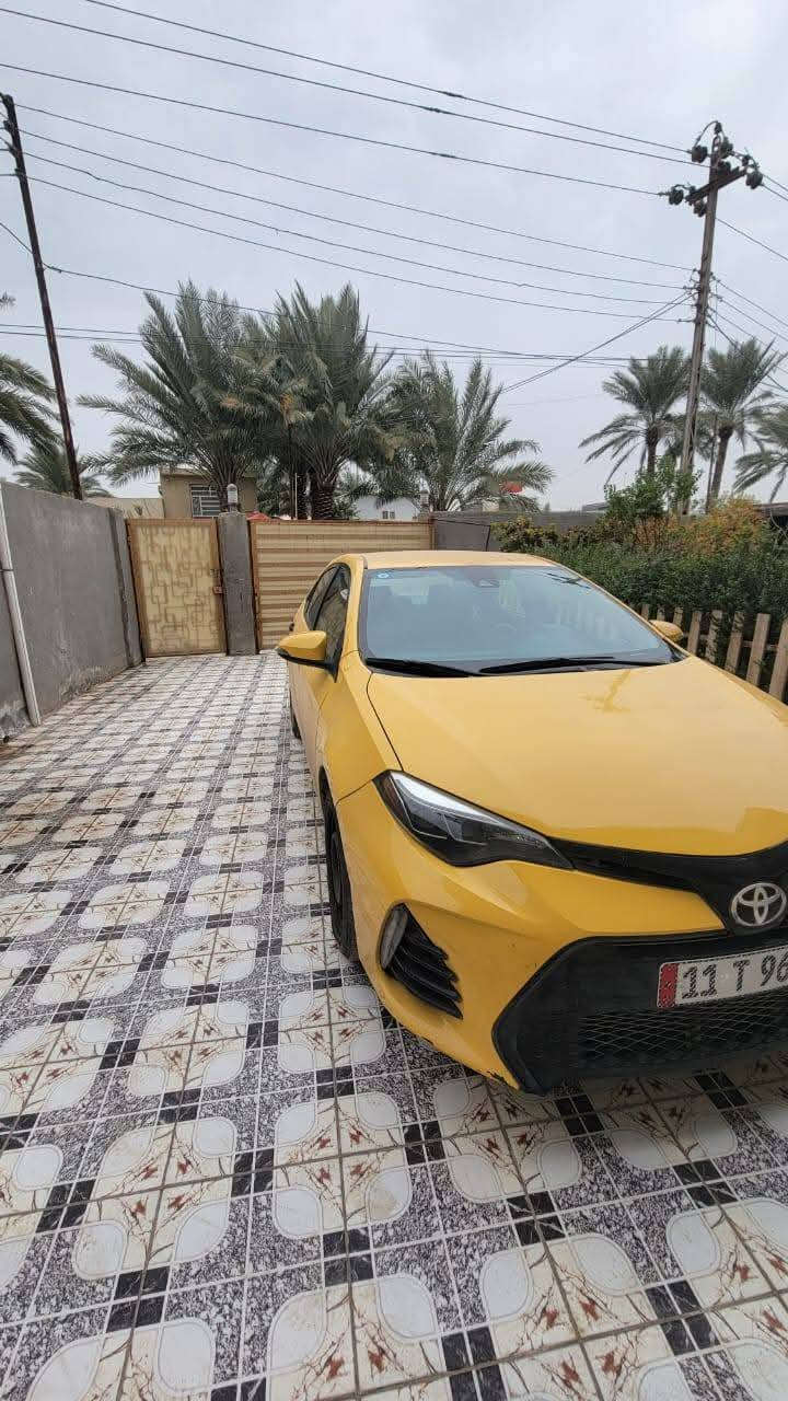 حياكم الله متابعينا الكرام تويوتا كورلا للبيع موديل 2018 SE. ماشيه 244 مايل وقابل لزياده وارد امريكي رقم بغداد دولي سنوية  بأسمي  والهزة  جديدة  لوحات  جديدة   سنويه جدد سيارة  جديدة بمعنى الكلمة  كير ممفتوح مكينه شرط  مكان سياره بابل  سعرة144 ورقة بي  مجال بسيط للشراي  يخابرني بيك خير اوتدلل   ***********
