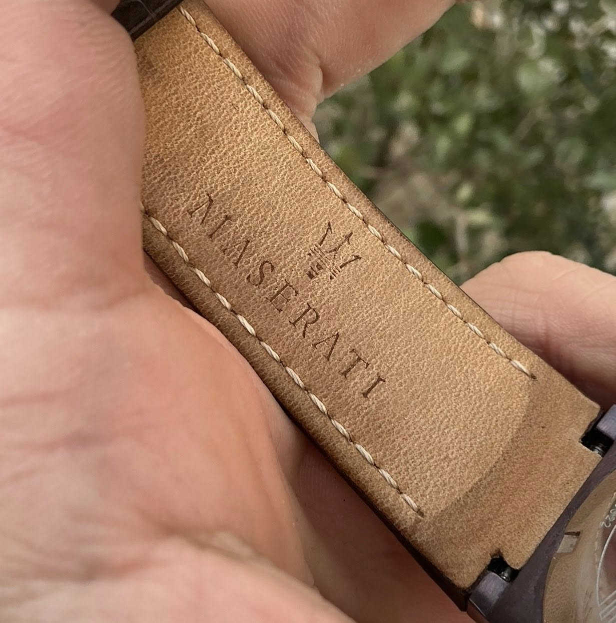 السلام عليكم ساعة مازيراتي ايطالي اصلي
نظافة جدا ممتازة
بلادية بالكامل
نافذة للتاريخ
قطر 42
سير جلد طبيعي
ستانلس ستيل
95 الف


**إذا كنت صاحب هذا الإعلان وتريد حذفه لأي سبب، رجاءا أرسل رسالة إلى الدعم الفني**