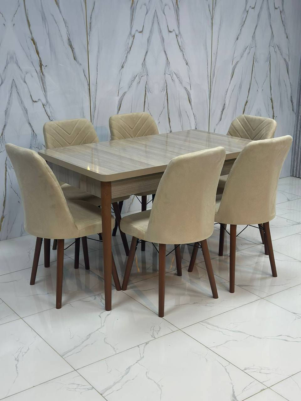 4 كرسي 70 في 110 ينفتح السلايد يصير 130 او 140 سم

ميز طعام ارجل خشب سطح خشب سلايد
6 كرسي 80 في 130 ينفتح السلايد يصير 160 او 170 سم


**إذا كنت صاحب هذا الإعلان وتريد حذفه لأي سبب، رجاءا أرسل رسالة إلى الدعم الفني**