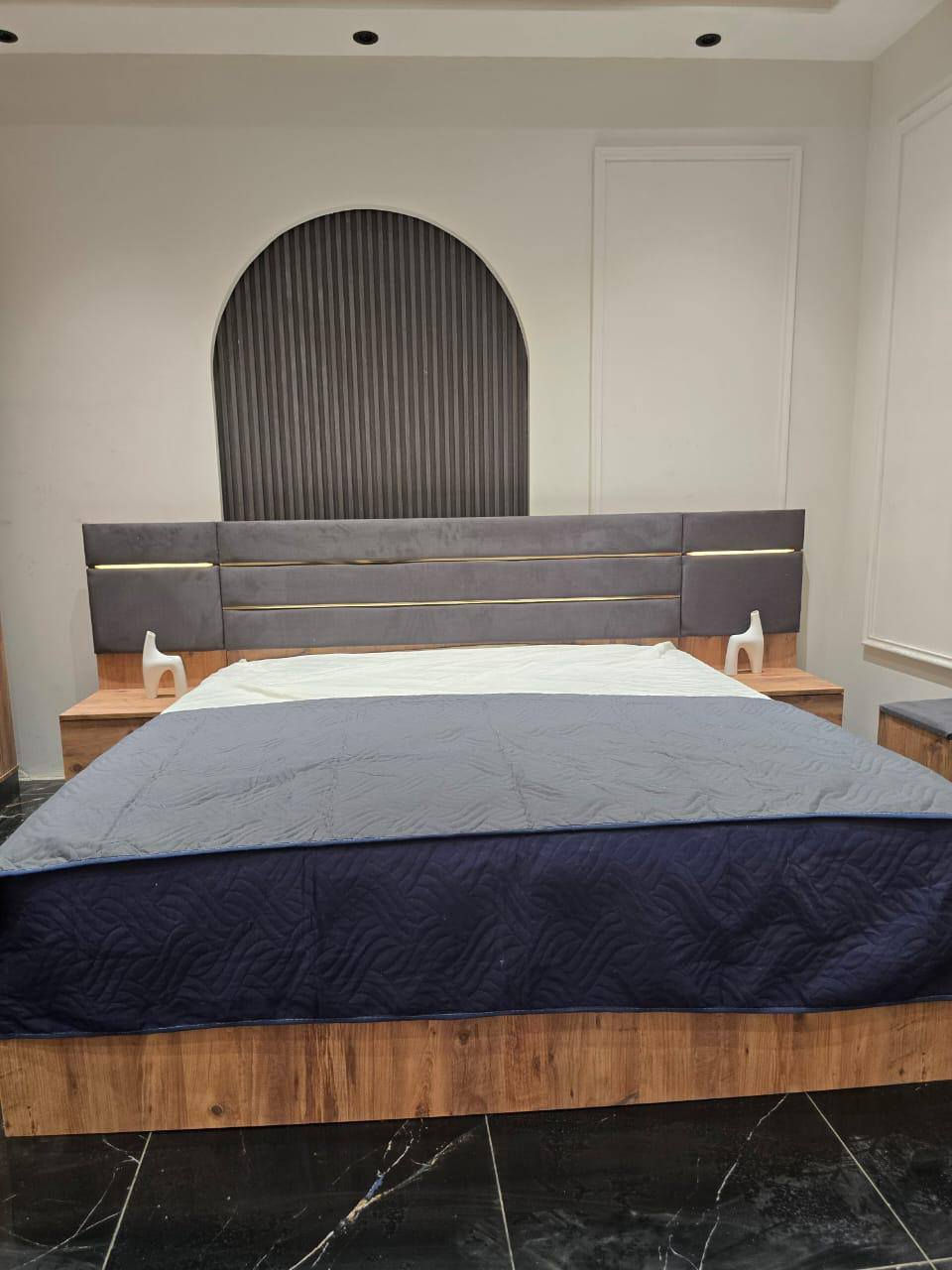 عرض تخفيض اسعار لمده اسبوع فقط 
غرف نوم تركي 7 قطع كنتور 8ابواب طول الكنتور 3 متر الجربايه وي الكومديات 3 متر 
السعر ٨٠٠ الف فقط 🔥 
للحجز والاستفسار راسلونا وات ساب 
***********
 البصره 
نقل وشد داخل مركز البصره مجاني توجد خدمه توصيل للاقضيه والنواحي والمحافظات الجنوبيه بأسعار مناسبة ملاحظه ما تدفع اي مبلغ قبل لا تنشد وتكمل ابيتك عليكم بس تنزيل الكراتين من السياره لداخل البيت
