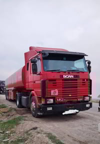 سكانيا 143 / 1991/رقم نينوى انكليزي بسمنا طوناج جي بي اس طخم تاير تانك...