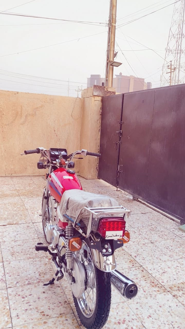 سلام عليكم دراجة ايراني نامة تعمير اصلي تعمير سيد خلدون بــَس شاصي سكنر صارلهه شهرين معمرة الـ םـِۄ شراي ݪـلا يتصل(***********)
