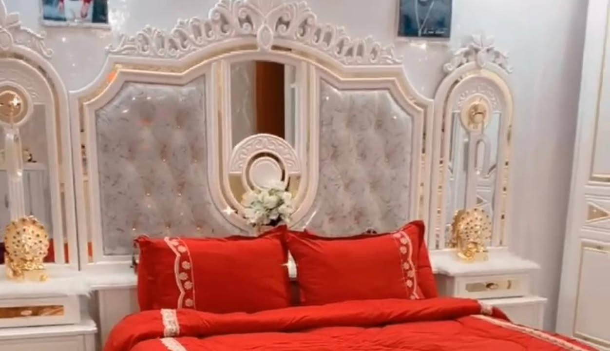 سلام عليكم غرفة صاج عراقي بيضة نضيفة سعر مليون وربع بيها مجال ***********
