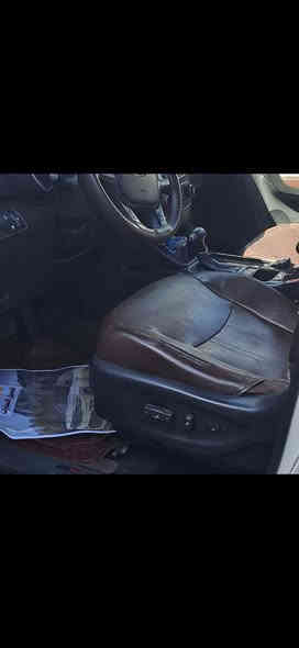 السلام عليكم 

سورنتو مديل 2014 خليجي وارد كويتي
فول مواصفات

 فور ويل  

 بانوراما 7 راكب  

مكينه ٦سلندر ٣٥٠٠

٣قطع تبريد 

تحكم استيرن 

مثبت سرعه 

كأمره 

مري قلاب 

كشتات امامي كهربائي 

لايت زنون 

بنوراما 

بصمة تشغيل 

بصمة أبواب 

ترحيب عند الاقتراب 

ماشيه 132 الف 

رقم بغداد الماني   

شاشة HD

حساسات امامية خلفية

تخم تاير كومهو

صدر امامي خلفي جديد 

السيارة موجودة بالكرخ تحويل مباشر  

            
موبايل ***********
