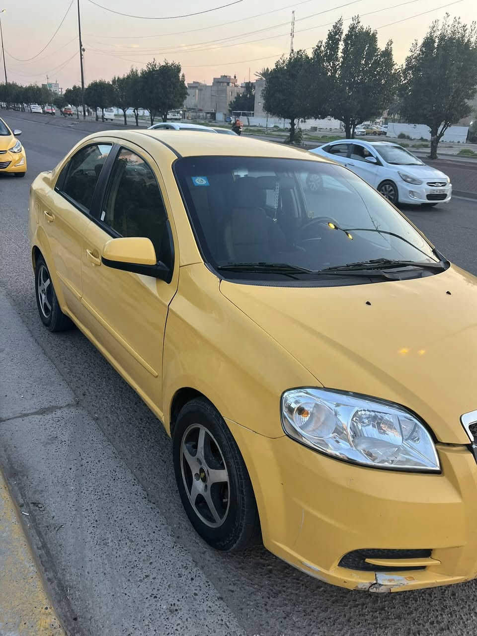 السلام عليكم شباب
افيو وارد امريكي 2010 للبيع  

السيارة كير اوتو 

صدر امامي خلفي جديد 

تخم تايرات جديد 

تبريد شغال وتمام 

مصفرة هيئة ومرور 

رقم انبار الماني لغاية 2028

المحرك بي تبخير 

السيارة كل نقص مابيهه غير محرك بي تبخير 

السيارة بلادية وكلش جديدة 

الحادث بيهه من امريكا بل الجنطة ما واصل للحوض 

السعر 48

مكان السيارة ديالى بعقوبة 

***********
