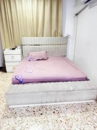 غرفة ٩ قطع • سرير مخزن • طابورية