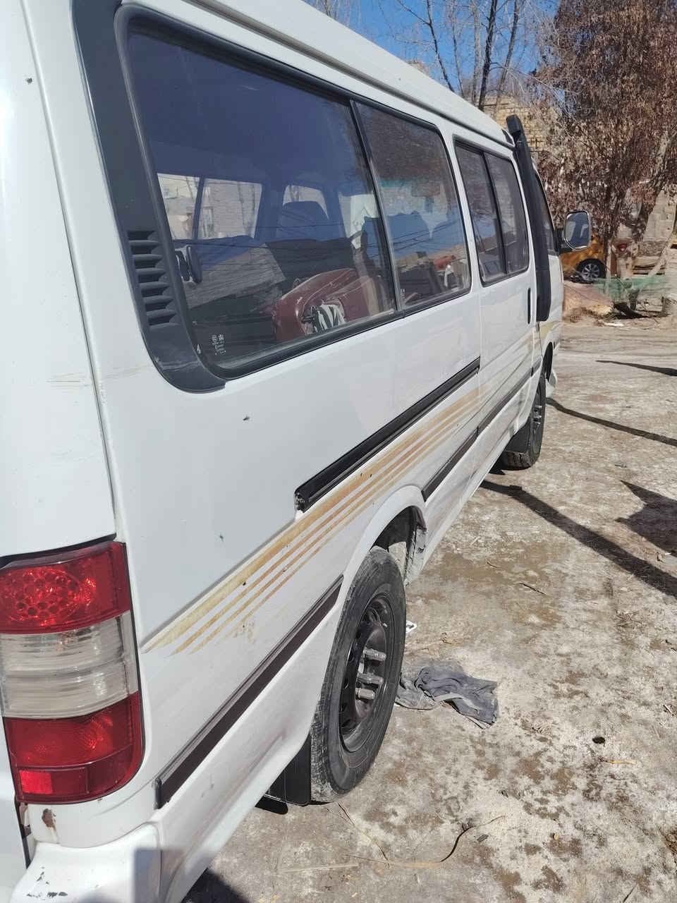 السلام عليكم فتون للبيع 14كفاله عامه من الضربه والصبغ سياره جديده مكاني نجف للتواصل ***********
