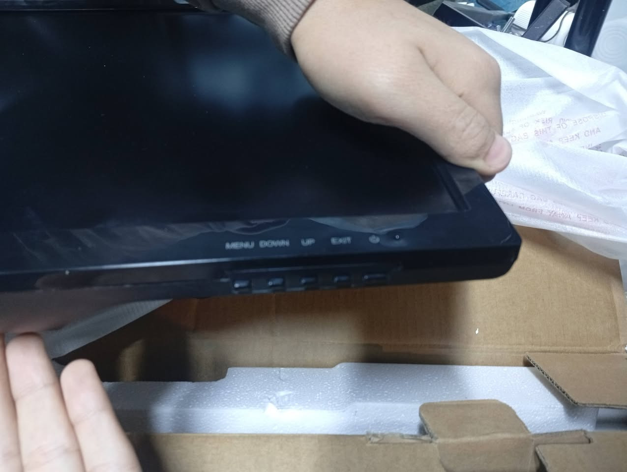 شاشه جديده بهذا شكل 22حجم
60هيرتز سعر 45 عنوان كربلاء 
0770925314


**إذا كنت صاحب هذا الإعلان وتريد حذفه لأي سبب، رجاءا أرسل رسالة إلى الدعم الفني**