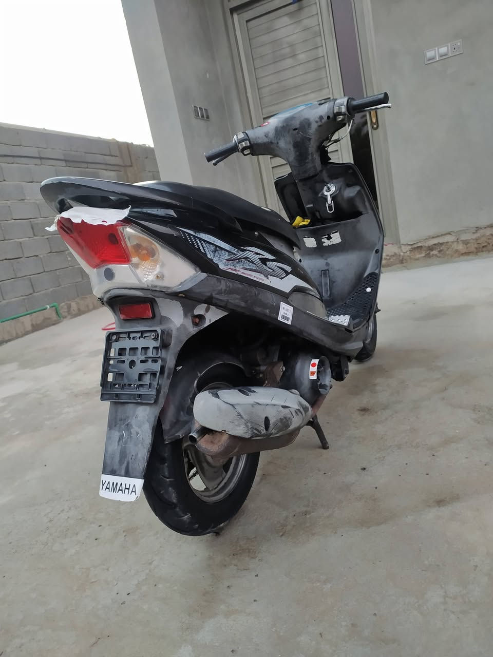 ماكس عدله (49) بلاديه  مامفتوحه 
مكينه ناعمه لاتنقيص لاتبخير 
دراجه كلشي شغال بيها نگره سلف 
* السعر700 وبيها مجال. وأي استفسار اخر خاص موجود.
مكان حله مركز المدينه.. حي الجزائر. 
***********
