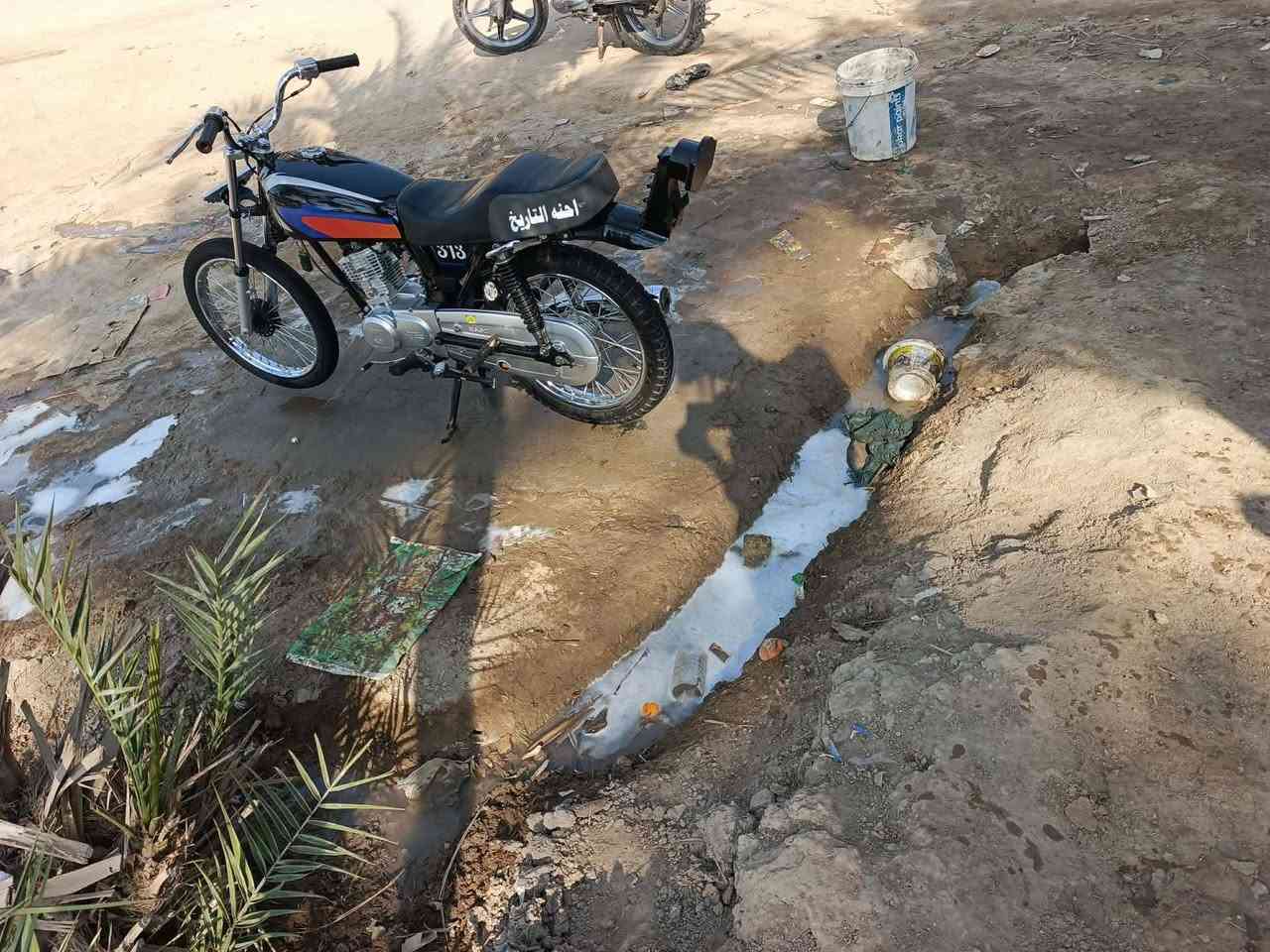 سلام عليكم شباب دراجه لبيع دراجه خير من الله راعيه محتاج ويريد يبيعه دراجه كله٢٥ماصاله هواي من معمره برغي ما مفتوح بيه مكفوله من طول لطول دراجه كلك كلك كلك كلك مكفوله من كلشي سعر٧٠٠ وبيه مجال لمو شراي لا يتعبني وهذه رقم راعيه***********
