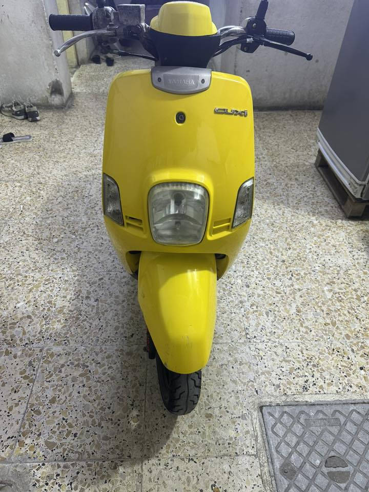 السلام عليكم دراجه ماكس بوليس مكينه بلاديه شلعه معدل كهربائيات كلها شغاله الدراجه حلوه كلش السعر ٦٠٠ وبيها مجال للشراي مكاني مدينه الصدر الرقم *********** متواجد اتصال بس
