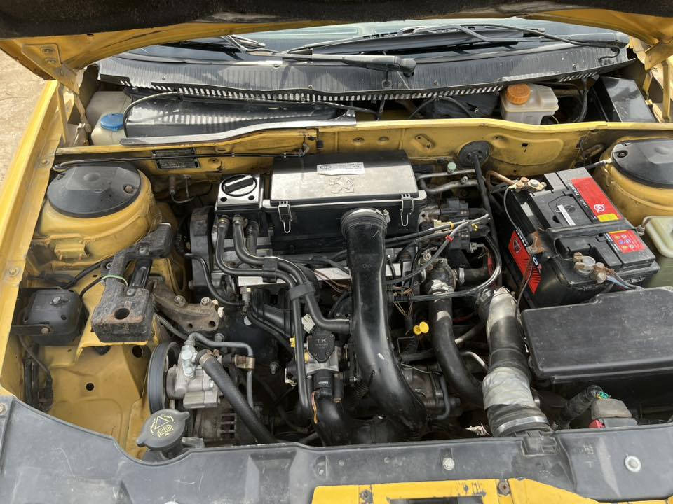 سلام عليكم
سمند موديل ٢٠١١ 
تبديل بنيد طاير 
مكينتها بيها تنقيص 
تبريد شغال هيئة غرامات مصفره سياره باسمي رقم بغداد إنكليزي السياره حلوه وجاهزه وابيع ع شوف 

مكاني بابل المسيب 

السعر ٣٧ وبيها مجال بسيط 
للاستفسار 

***********
