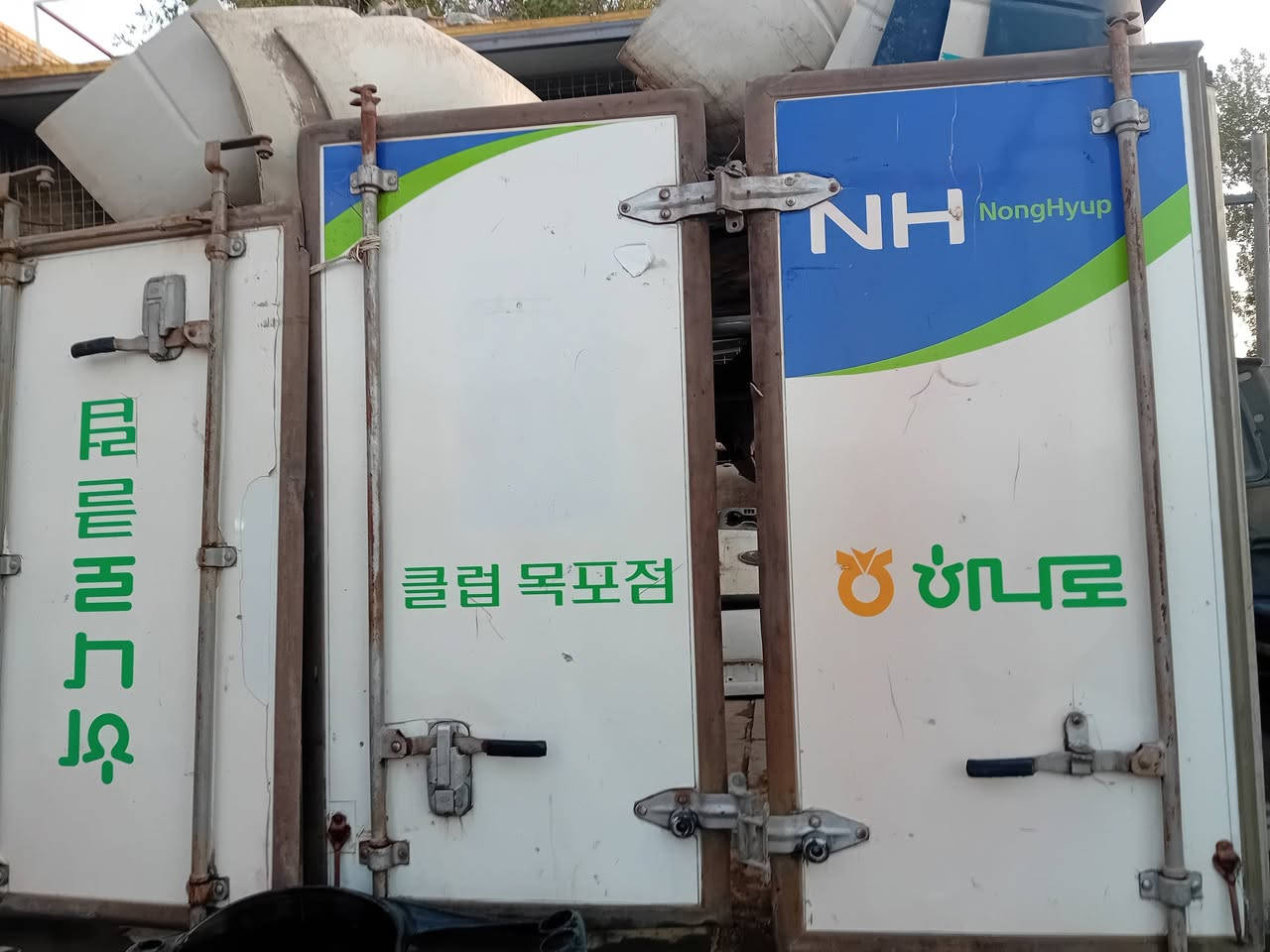 بيبان براد جدد للبيع السعر 600وبيهن مجال مكاني بغداد موبايل***********
