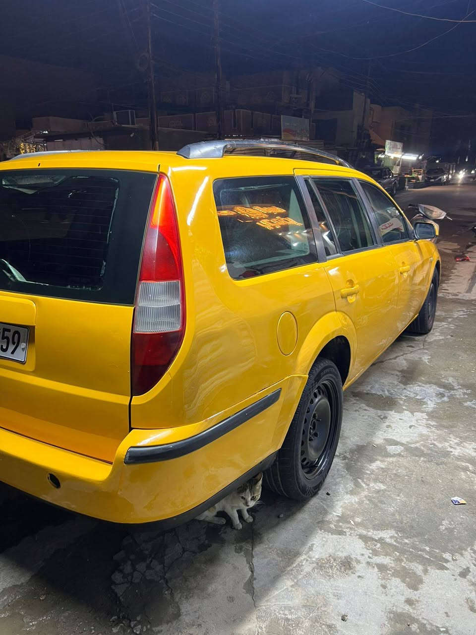 من رخصة الادمن المحترم فورت مونديو موديل 2007 سياره جاهزه منكلشي محركه وكير مكفولات شوف عينك سياره بغداد انكليزي تحويل مباشر امصفره سنويه مجدده 30 مصبوغ عام صدر امامي وخلفي جديد بس يردلهه تبريد سعرهه 45 وبهه مجال لشراي هاتف *********** بي ويت ساب موقع سياره بغداد حي شهداء البياع قرب اسواق جدو بغداد, العراق
