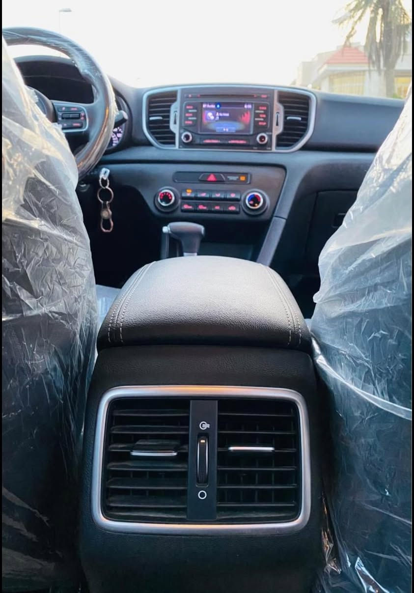 سلام عليكم كيا سبورتج موديل 18 
وارد أمريكي حادث موضح 
عداد 67 محرك 2400 GDi
مكان سياره بغداد استفسار ***********السعر 160$ /
