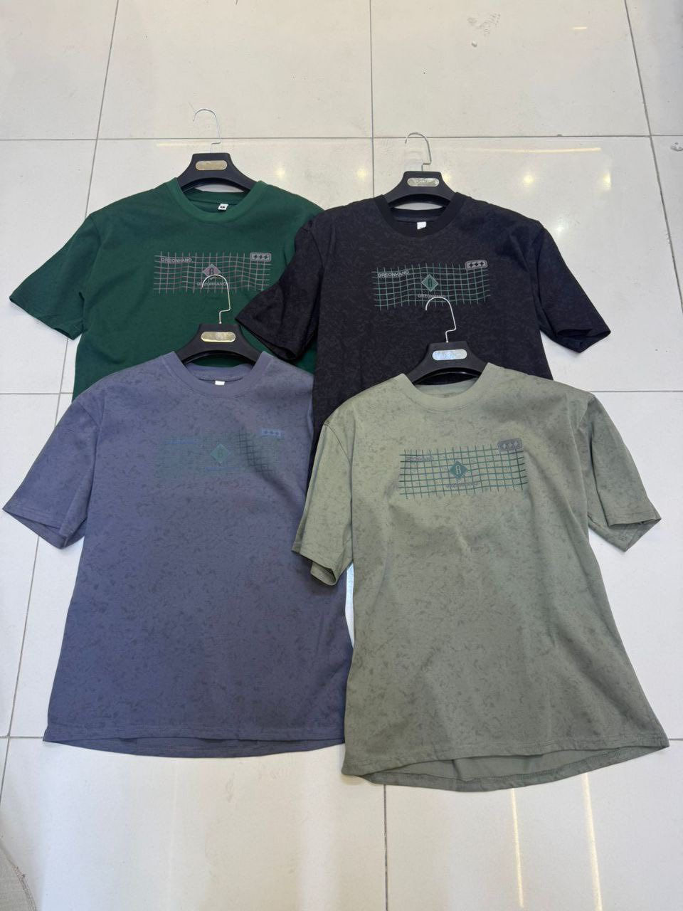 بدي رجالي صيني خامه درجه اولى
قالب وخامه فول
القياس 
L/4xl
الشد 20قطعه ب//130 الف
القطعه ب6ونص فقط 💥💥


**إذا كنت صاحب هذا الإعلان وتريد حذفه لأي سبب، رجاءا أرسل رسالة إلى الدعم الفني**