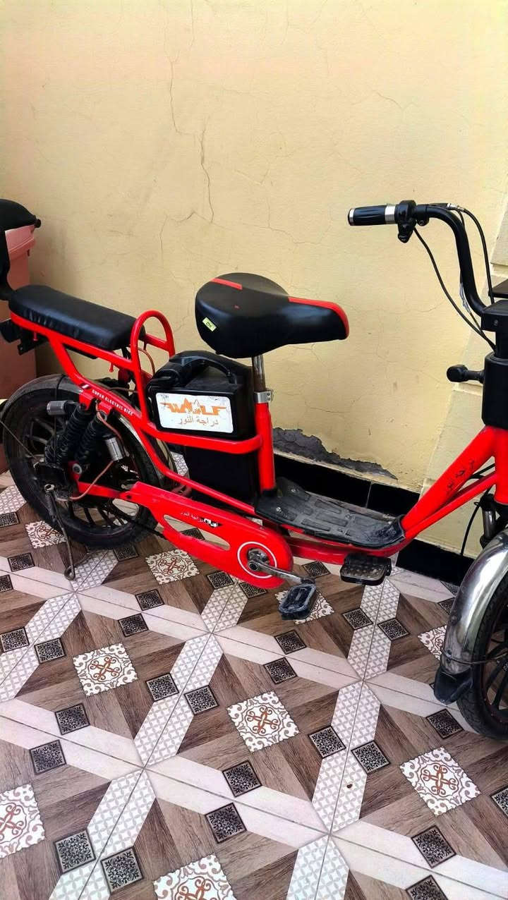 دراجه شحن للبيع مديل 22 نضيف يرادله ترتيب بصيط مكاني ابو صيدا بطاريات جدد صار شهر من شادهن السعر 250 وبي مجال رقم صاحب الدراجه***********
