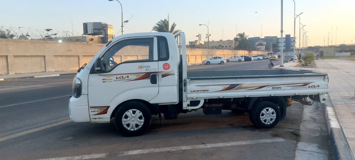 السلام عليكم البيع بنكو مفتوح موديل ٢٠٢٠ رقم بصره تحويل مباشر سنويه جديده السعر ١٠٠ورقه وبيه مجال مكاني بصره اي ***********
