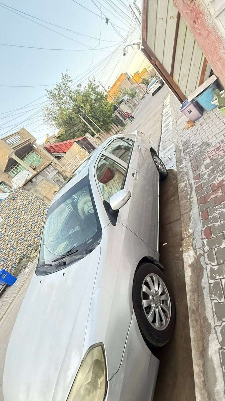 السلام عليكم  Pwd G3مكفوله من الضربه والصبغ  زوج تايرات جدد مكينه نظيفه تبريد  بيه شخوط بلدعاميه  كما موضح بلصور   *********** بغداد حسينيه الراشديه   سعر ٦٣    موديل ١٣
