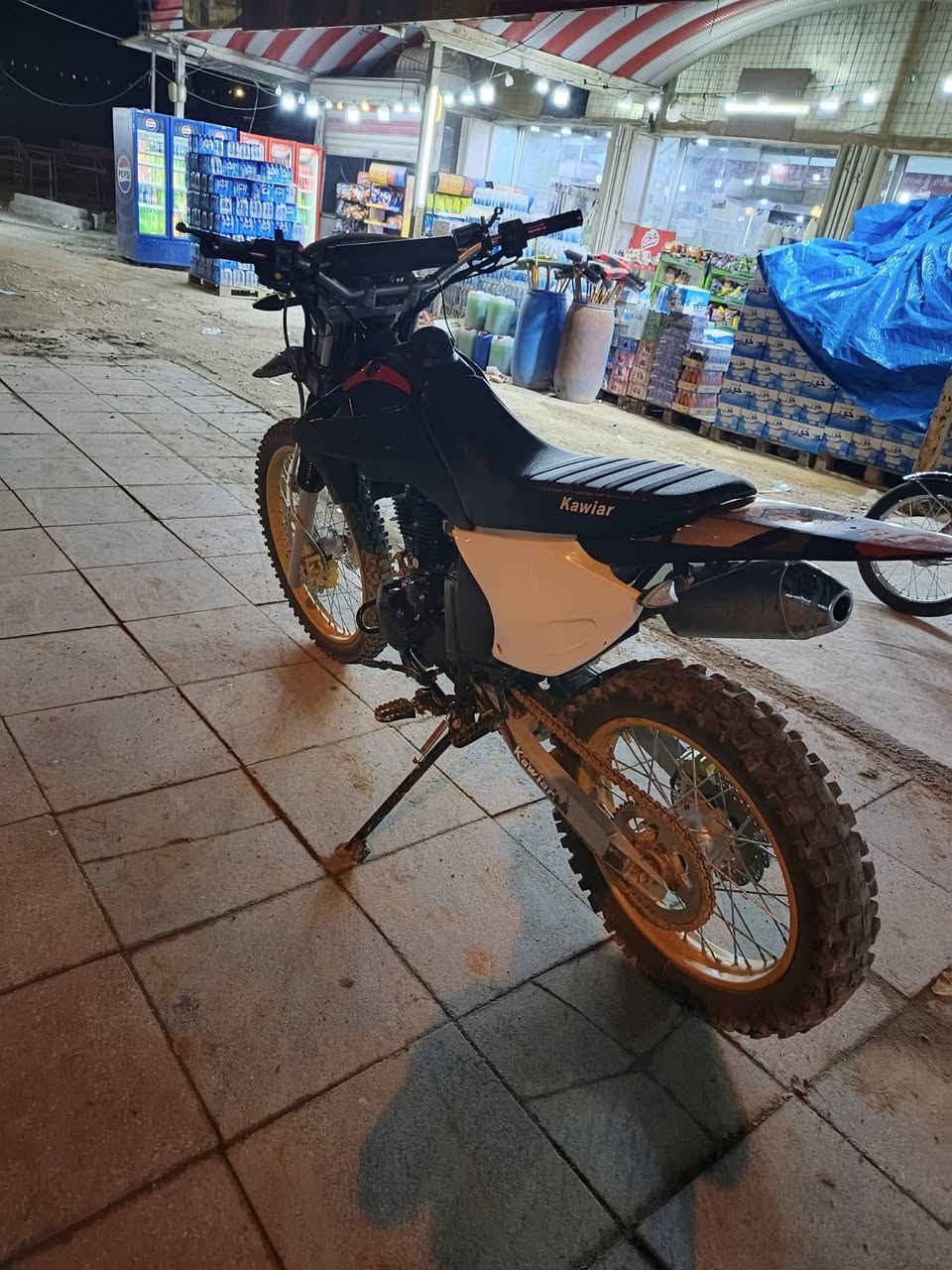 دراجه قفاز كاويار موديل 2025محرك 250دراجه شلعه تاكل الكاع كزوز مرعب اوراق كامله رقم . ‏‪***********‬‏خاص مغلق اتصل عل رقم وبيك خير وتددل تحياتي مرخصتك ادمن
