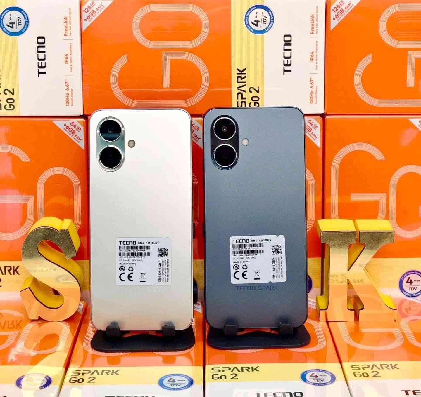 #قسم الجديد
ابلاش 🔥ابلاش🔥ارخص موبايل سبارك go 2 ذاكره 128بسعر 🔥125 ألف🔥وذاكره 64 بسعر🔥 110 ألف🔥 
✅الشاشه : نوع lPS LCD حجم 6,67 بمعدل 120 HZ 
✅المعالج :ثماني النواه Unisoc T7250 
✅البطاريه: 5000 ملي أمبير 
✅الصوت : سماعتين خارجيه عاليه جدا
الشطره قرب قصر الحاج خيون رقم المبيعات *********** نتشرف بزيارتكم 💜🧡🩷
