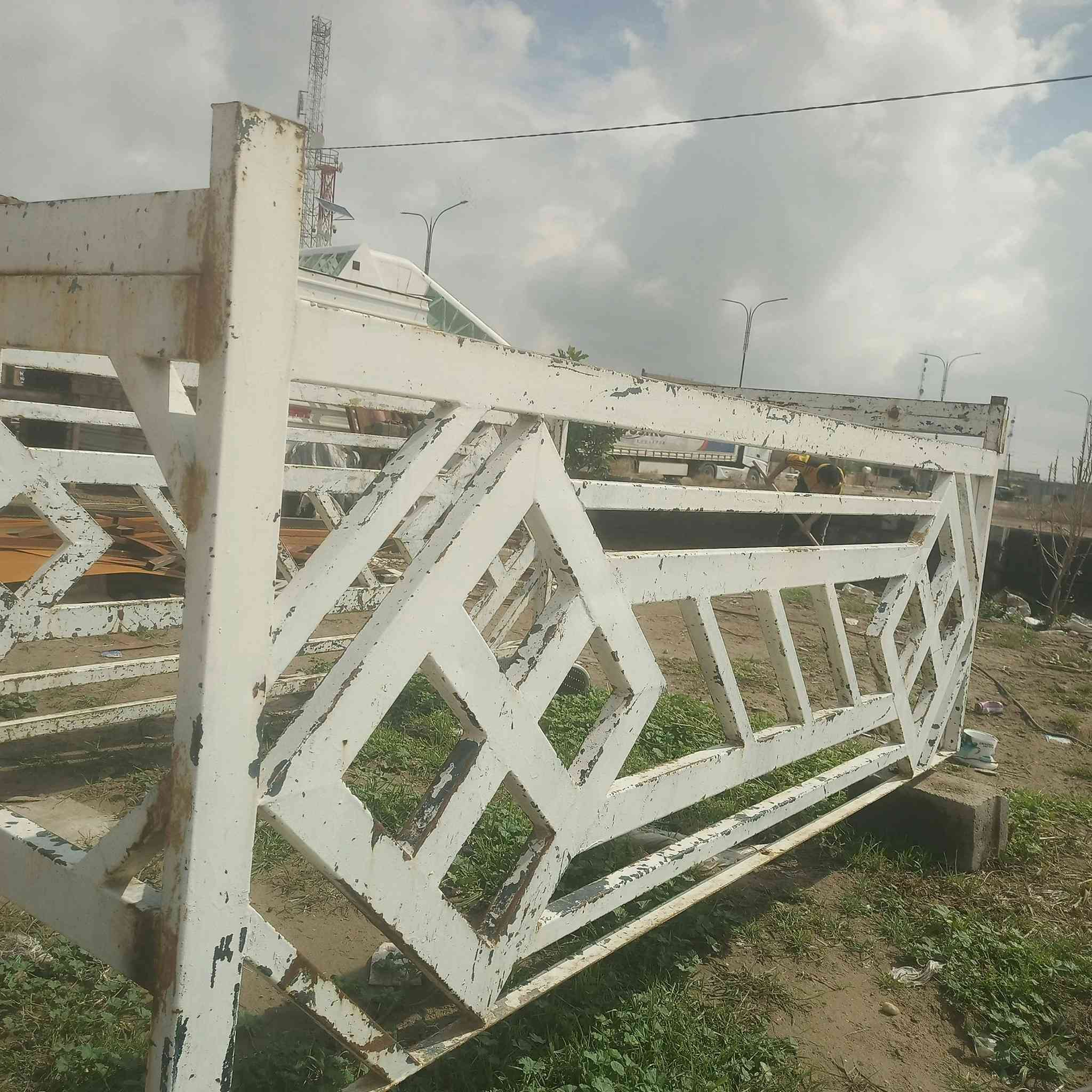 السلام عليكم ورحمة الله وبركاتة
اخوان للبيع  محجر.. 
نضيف كدام عينك..
 حديد درجه اولى.. 

السعر 375 وبيه مجال 
للأستفسار الاتصال على الأرقام التاليه 

***********./*********** ابو محمد
