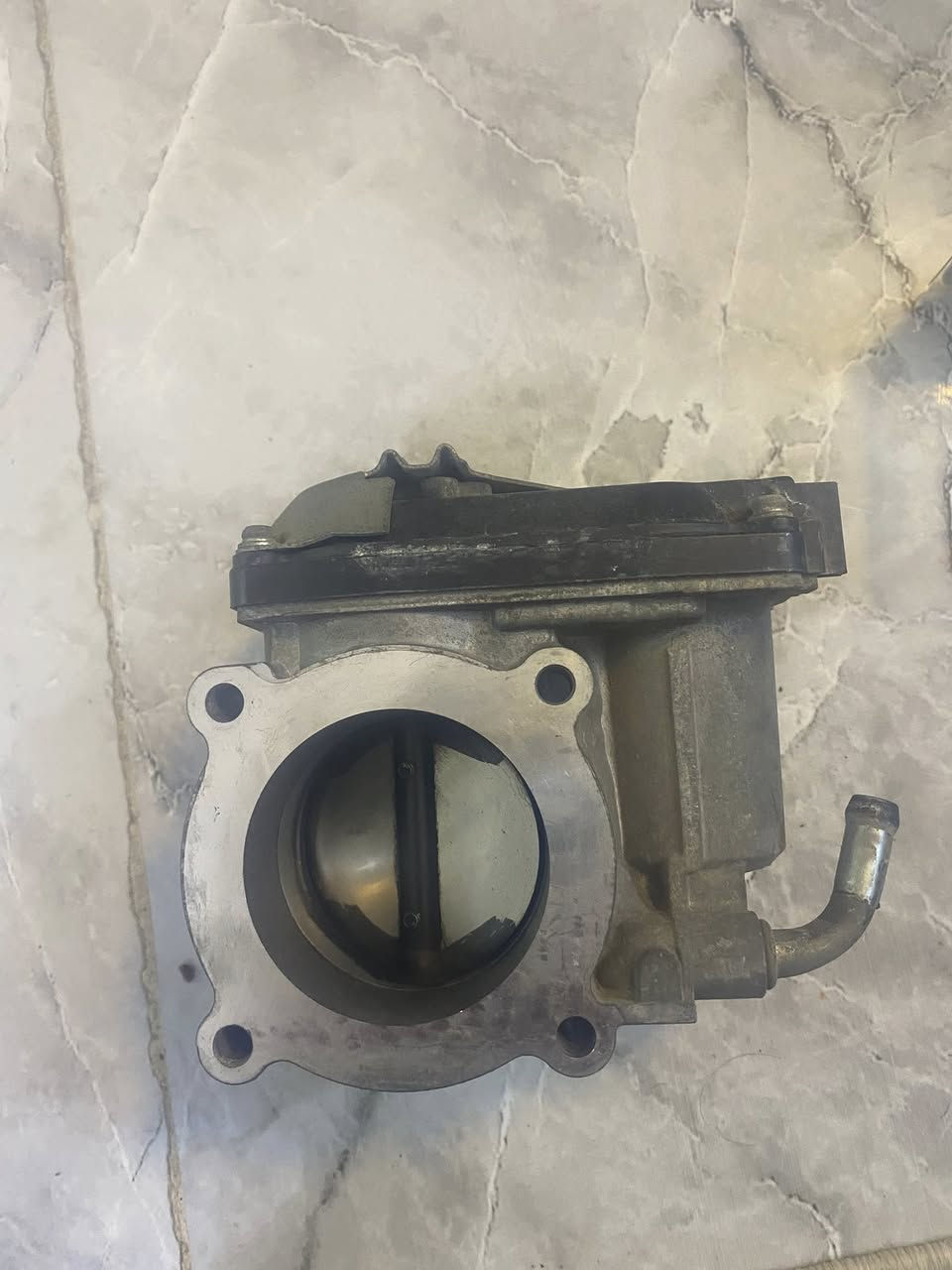 جويتر مال مستيبوشي مكينه 2400 مال محرك تفصيخ  وجديد وشرط الشغل فتحته من مكينه حاويه مامتسخدم وجبته لسيارتي وطلع العطل مو بيه وعفته ما شديده للبيع يرهم من موديل 2016لل 2023 مال مستيبوشي بيكم ***********
