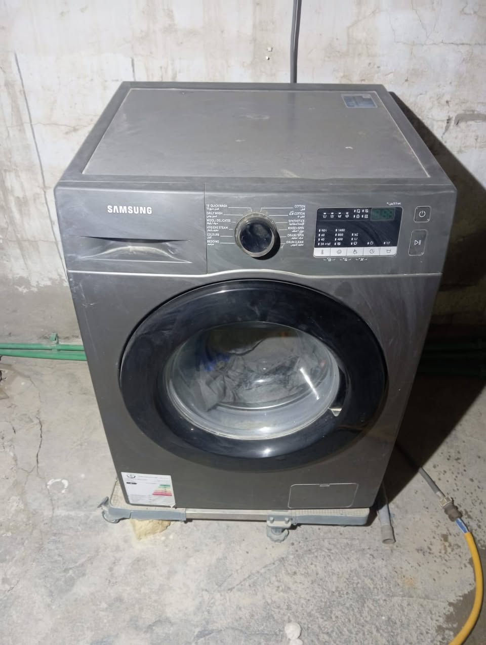 غساله سامسونج نضيفه كلش وع الفحص سعره 450وبيه مجال بصيط *********** مكاني نجف
