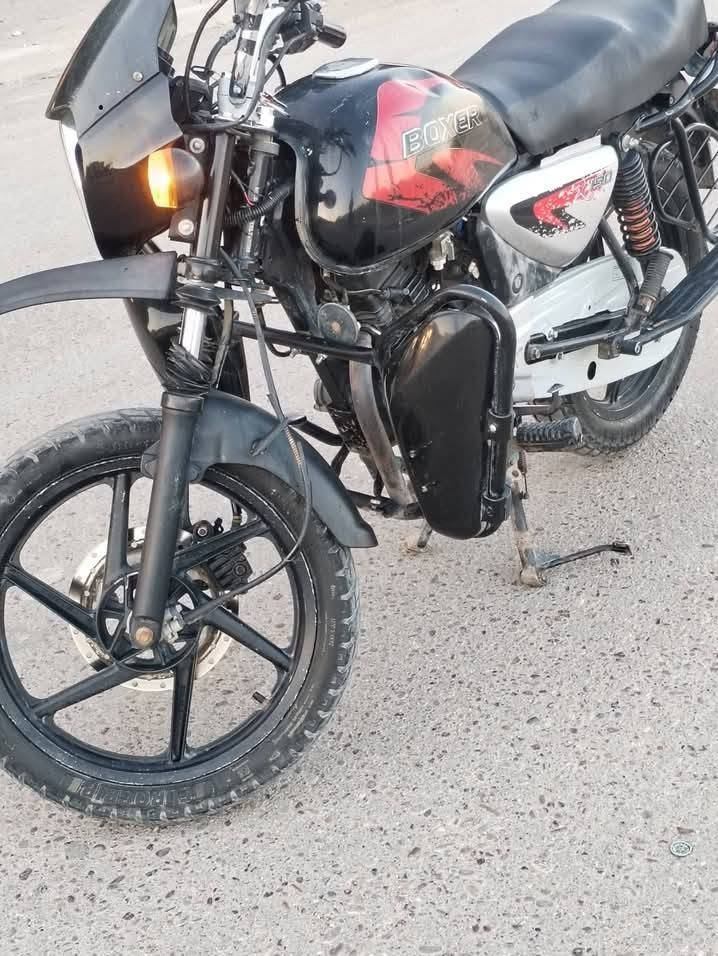 السلام عليكم دراجه للبيع بدون اوراق دراجه نضيفه ما مفتوحه موديل ٢٢ السعر ٦٠٠ وبيه مجال بدون اوراق ***********
