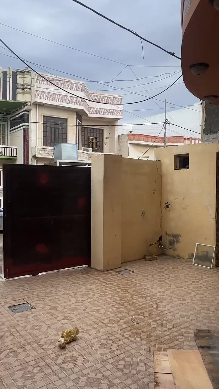 🔺بيت للايجار 🔺
📍حي العسكري 
بيت طابقين 
3غرف نوم 
صاله 
استقبال
مطبخ
بدل الايجار/ 550
الاستفسار /***********/تواصل وتساب
