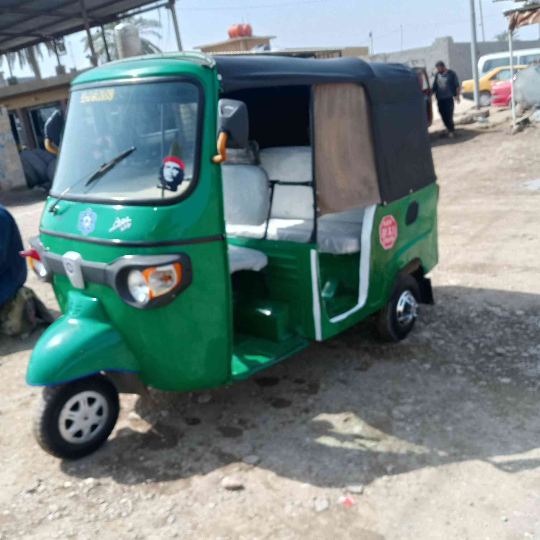 سلام عليكم تكتك للبيع موديل ٢٠٢٠/١١ لوجبة لولة مال ٢١تكتك مكفولة مابيهة كل نقص وراق كاملة شراي يتصل ***********
