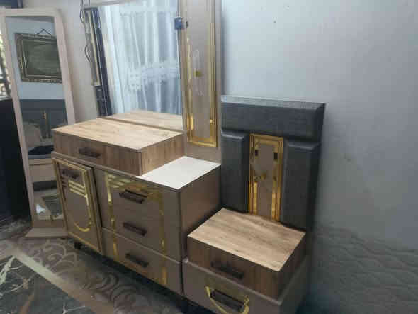 غرفه تركيه للبيع  السعر 950 المكان بغداد الجديده للتواصل ***********
