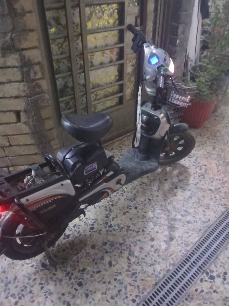 اسلام عليكم دراجه شحن نضيفه مكاني بغداد الامين الثانيه اسكينه الزراعي سعر 150 وبيهه  بصيط


**إذا كنت صاحب هذا الإعلان وتريد حذفه لأي سبب، رجاءا أرسل رسالة إلى الدعم الفني**