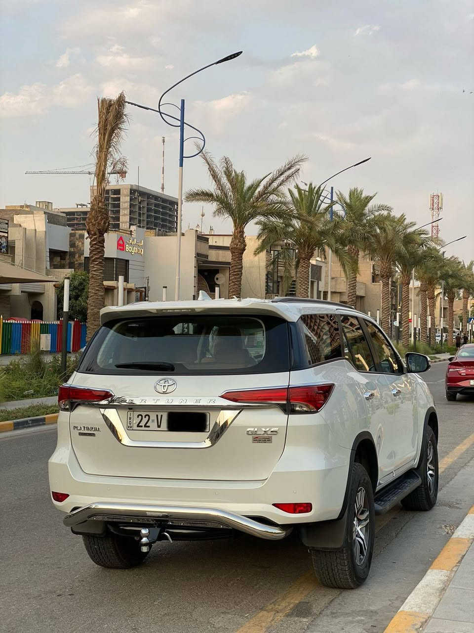 السلام عليكم.  فورتشنر بلاتنيوم ماشيه ٢٣ الف رقم أربيل مغلفه PPF . العنوان بغداد. للتواصل ***********. السعر ٣٢
