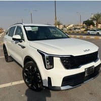 سورنتو ٢٠٢٥ • ماشيه ١٢٠٠٠ • ٦ سلندر