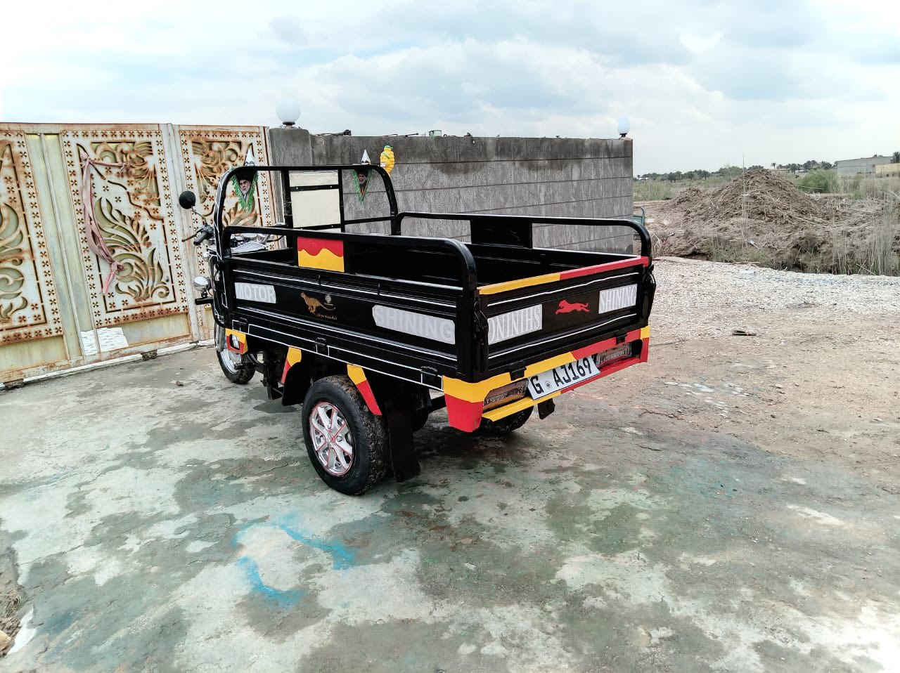 سلام عليكم ستوته للبيع موديل 20مابيه اي نقص كفاله عامه   كهربائيّ شغاله سلف اشايير سكنات  اوراق اصولي سعر مليون و 400وبيه مجال المكان بابل شوملي رقم ***********
