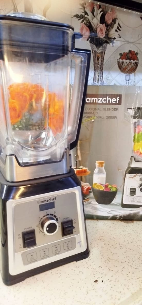اللهم صل على محمد وآل محمد
خلاط احترافي صناعي من ماركة Amzchef، يتميز بقوة 2000 واط وقدرة عالية على المزج.يأتي مع إبريق سعة 2 لتر مصنوع من مادة تريتان الخالية من مادة BPA الآمنة غذائيًا.يحتوي على شفرات من الفولاذ المقاوم للصدأ ويوفر سرعات متعددة بالإضافة إلى وظائف مسبقة الضبط مثل السموذي وسحق الثلج🧊🧊🧊. طحن يصل سرعة المحرك إلى 25000 دورة في الدقيقة لضمان نتائج مزج دقيقة وسريعة.
8شفرات من الفولاذ ستانلس ستيل دشلي حديد


**إذا كنت صاحب هذا الإعلان وتريد حذفه لأي سبب، رجاءا أرسل رسالة إلى الدعم الفني**