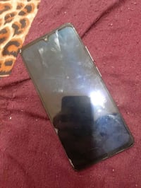 بوكو F3 • ٢٥٦ • مقفل